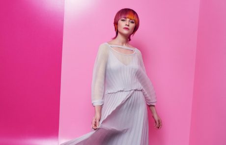 05_Revlon3736